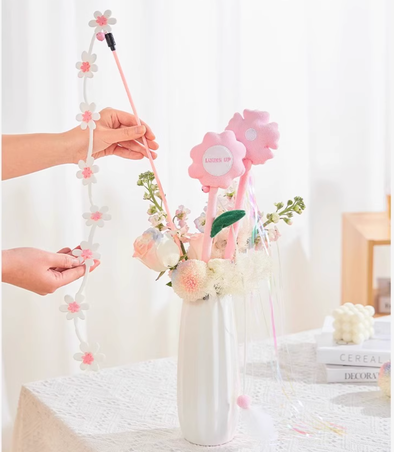 Luuks Up Cat Flower Teaser Wand Set - Maokids Pet
