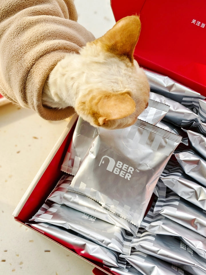 Berber Freeze Dired Lion's Mane & Chicken Cat Food