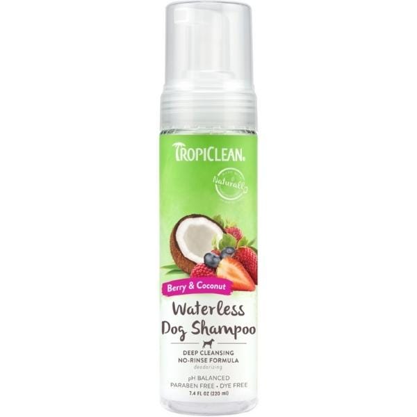 Tropiclean Berry & Coconut Deep Cleansing Foaming Waterless Shampoo - 7.4oz - Maokids Pet