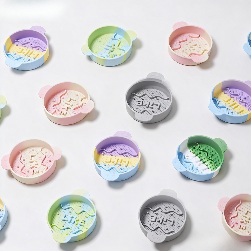 Ameeklion Silicone Slow Feeder Dog & Cat Bowl