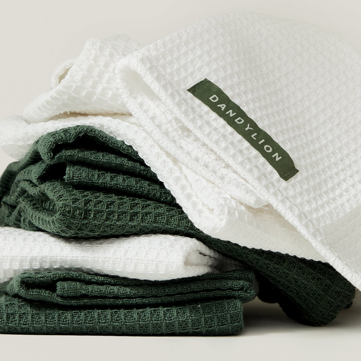 Dandylion Paw Towel - Green