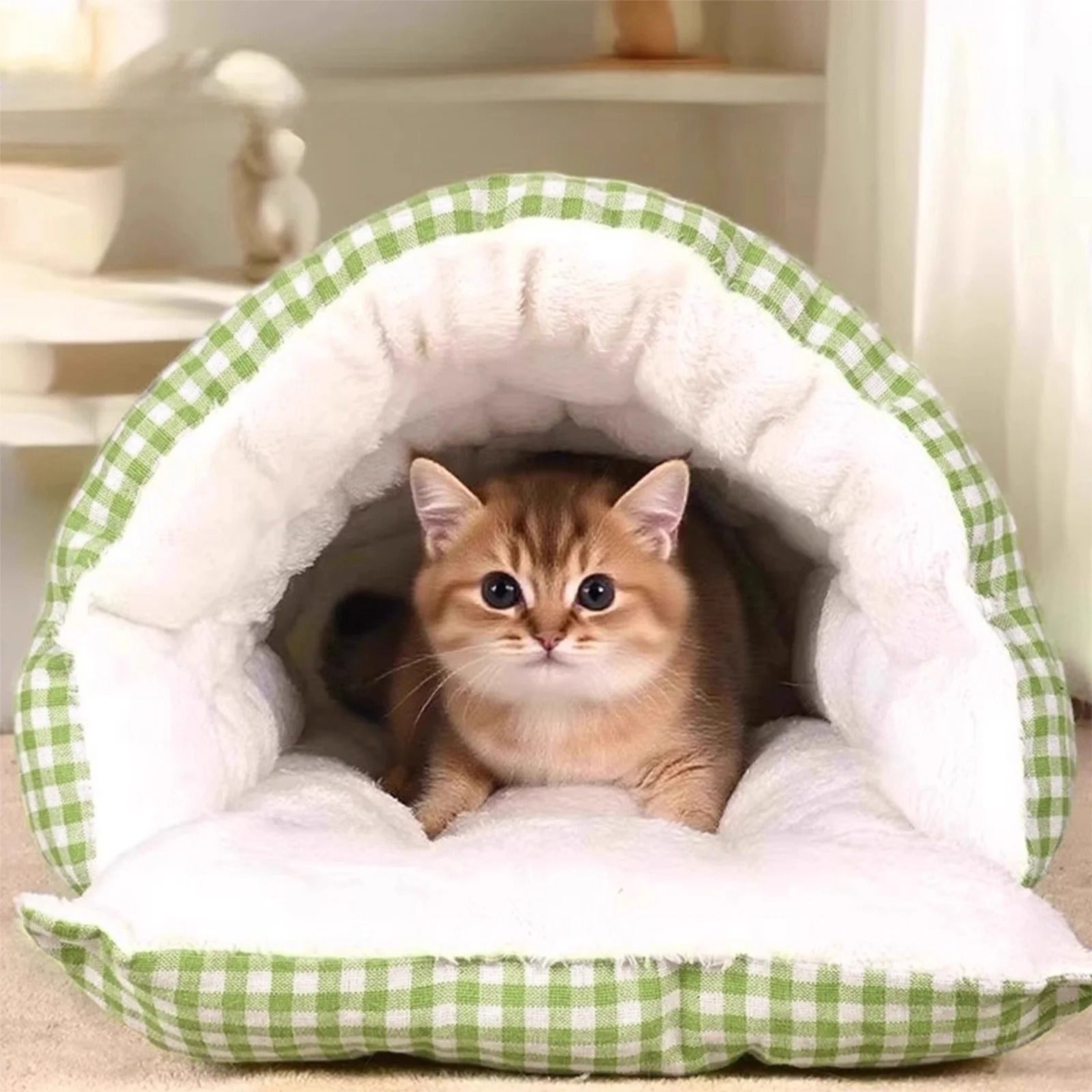 CutyPet Winter Cave - Cozy Comfort Plush Cat Bed