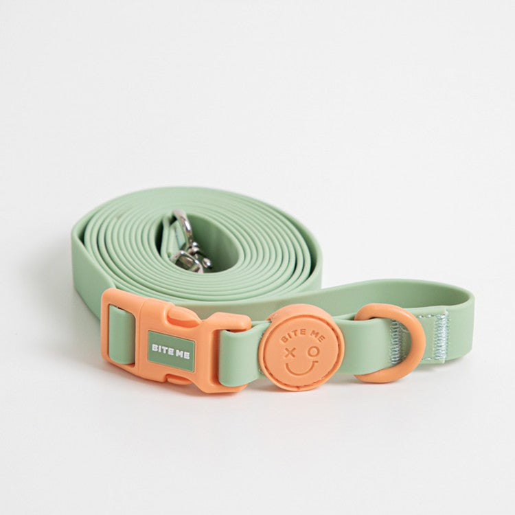 Bite Me Hands-free Waterproof Leash